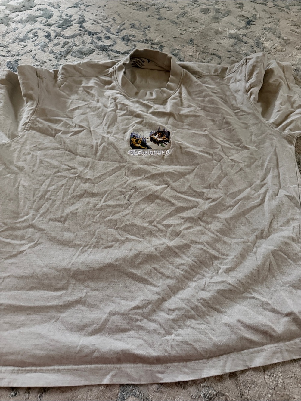 Michelangelo Short Sleeve Crewneck Tee in Beige with Small Chest Graphic